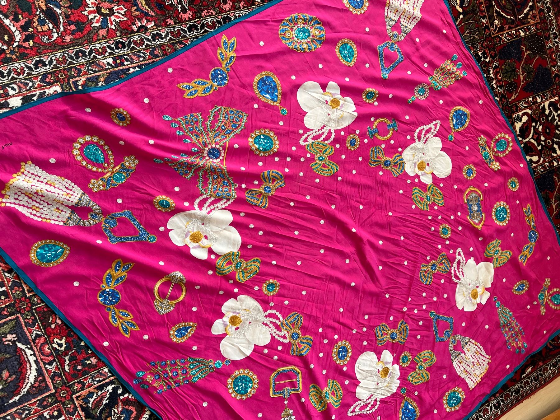 Cartier Foulard & Sciarpe: Foulard von Must de Cartier, Seide – Usato da Biel/Bienne venduto da Girasole232 2