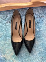 Pumps black patent leather size 37 used condition