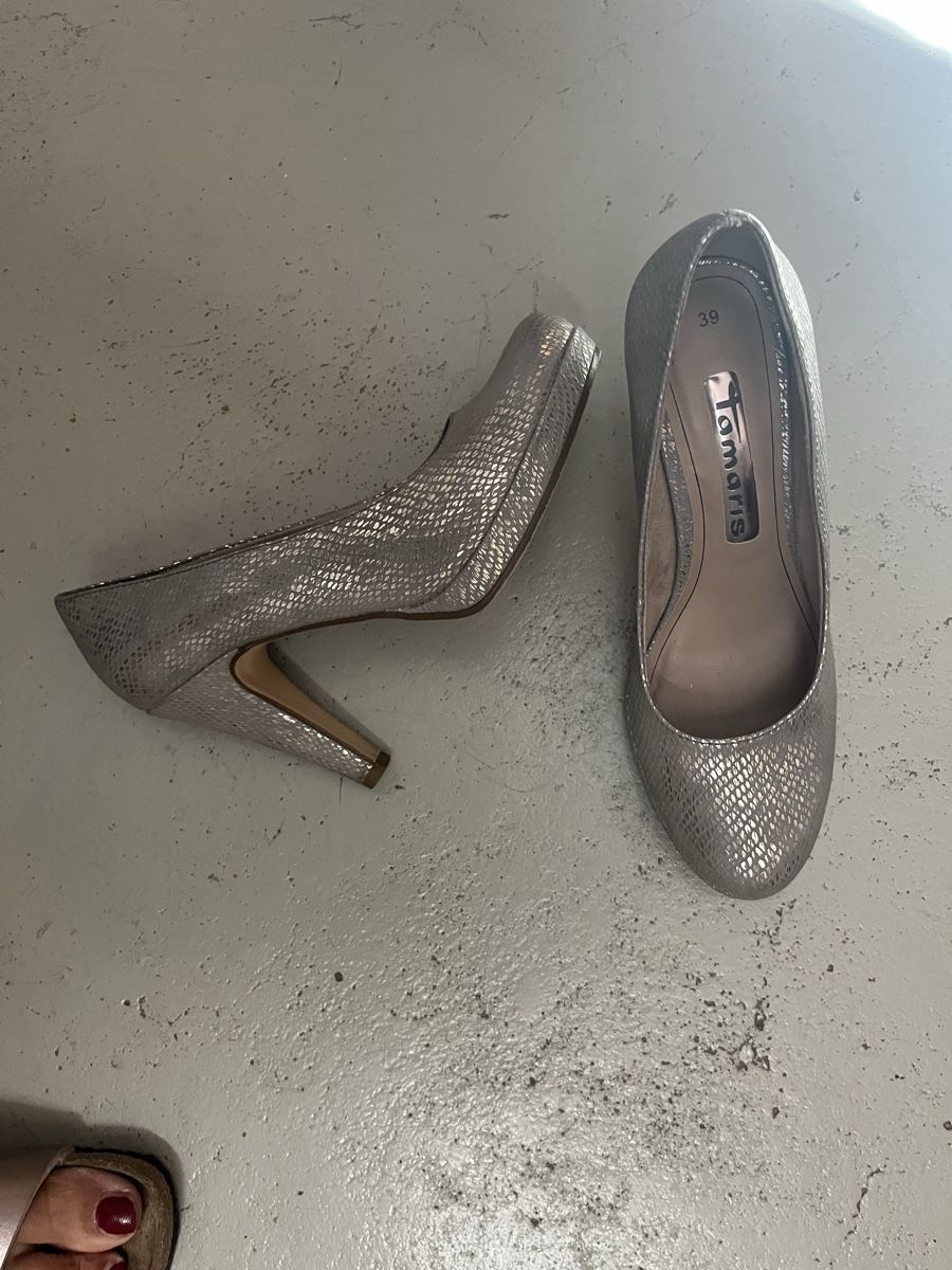 Tamaris Chaussures femmes: Pumos – D'occasion à Rüti b. Riggisberg par BaBu1967