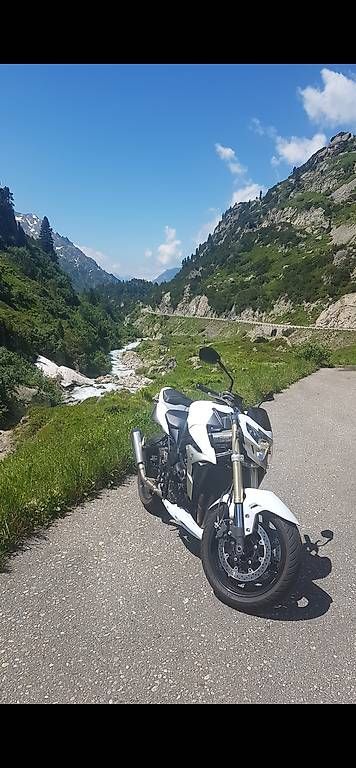 Strada: Motorrad Suzuki GSR 750A  – Usato da Solothurn venduto da sime85 2