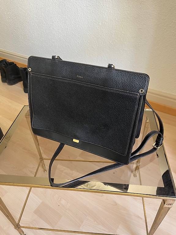 Taschen für Damen: Furla Tasche – Gebraucht aus Luzern von sandy_e