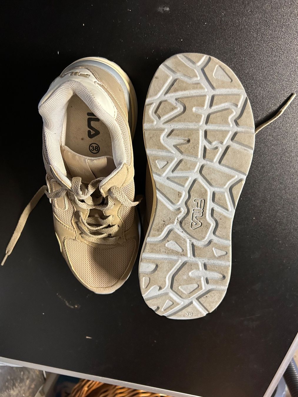 Fila Damenschuhe: Damenschuh Fila Gr. 38 – Gebraucht aus Obergösgen von Andre118 3