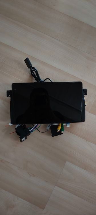 Radios: Autoradio mit Touchscreen und Kabeln – Neuf (Voir description) à Hettlingen par MojitoBrate