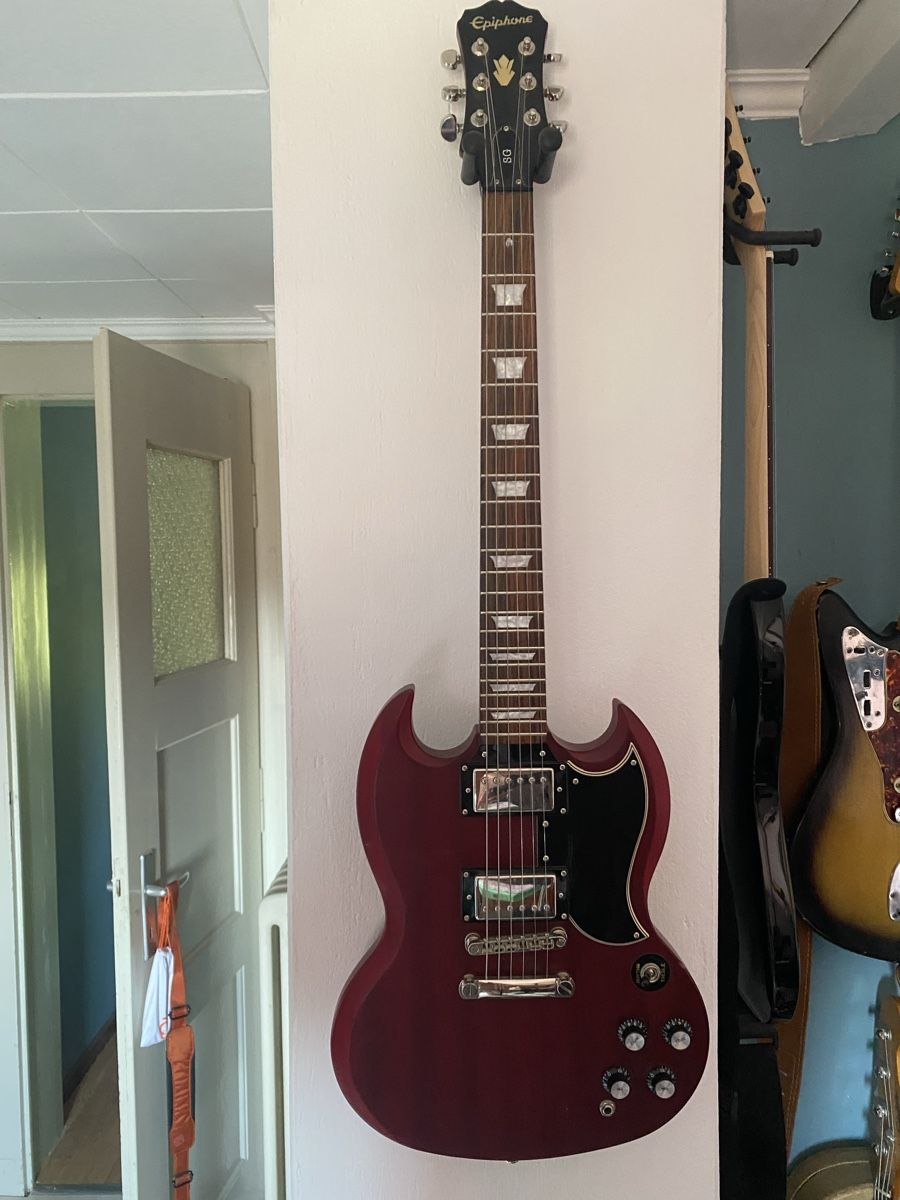 Epiphone Strumenti musicali: Epiphone G400 2012 Qindao – Usato da Corcelles NE venduto da telecalde