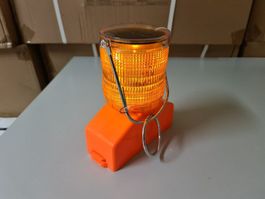 360° LED Solar Warnleuchte Baustellenleuchte orange, Asphalt