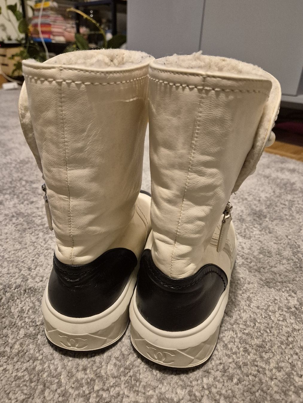Chanel Scarpe da donna: Chanel Boots Gr 39 – Usato da St. Gallen venduto da eli_c2kr 6