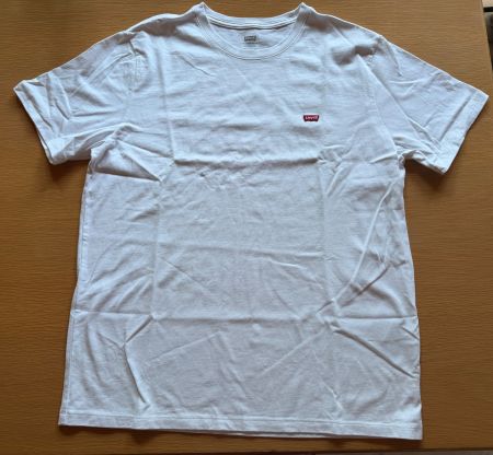 T-Shirt Levi's Standard L/G Weiss neuwertig