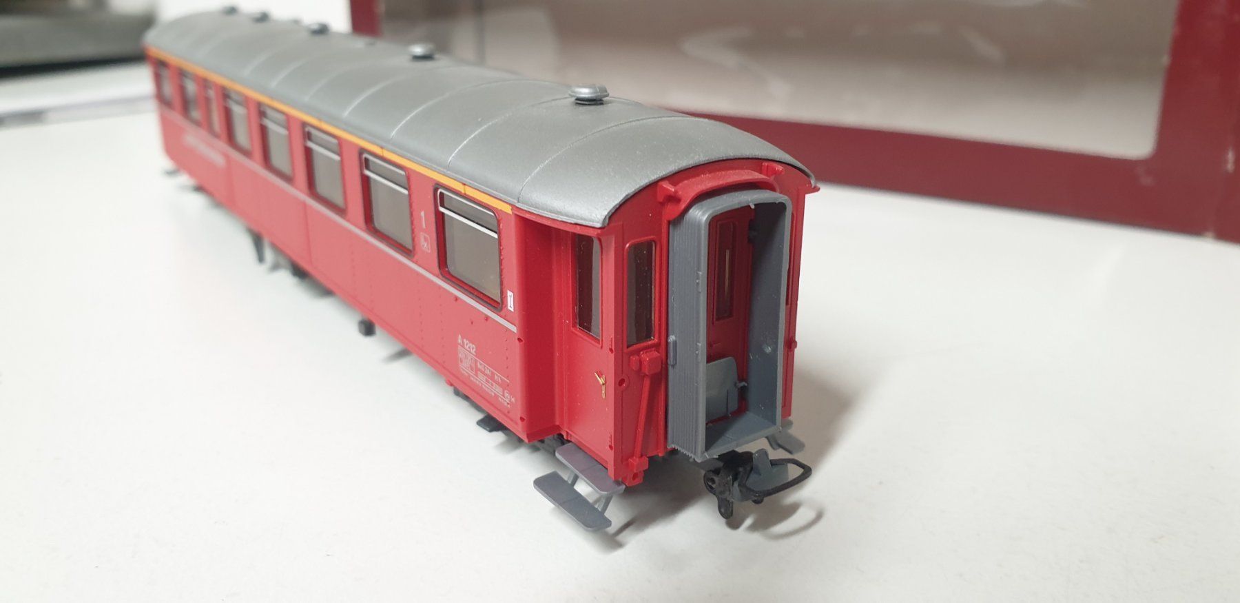 Bemo Modellini di ferrovie: Bemo RhB Personenwagen 3262 142 – Usato da Neuenhof venduto da ludovicco 3