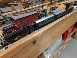 Train Märklin locomotive SNCF no 3413 et wagons DB occasion