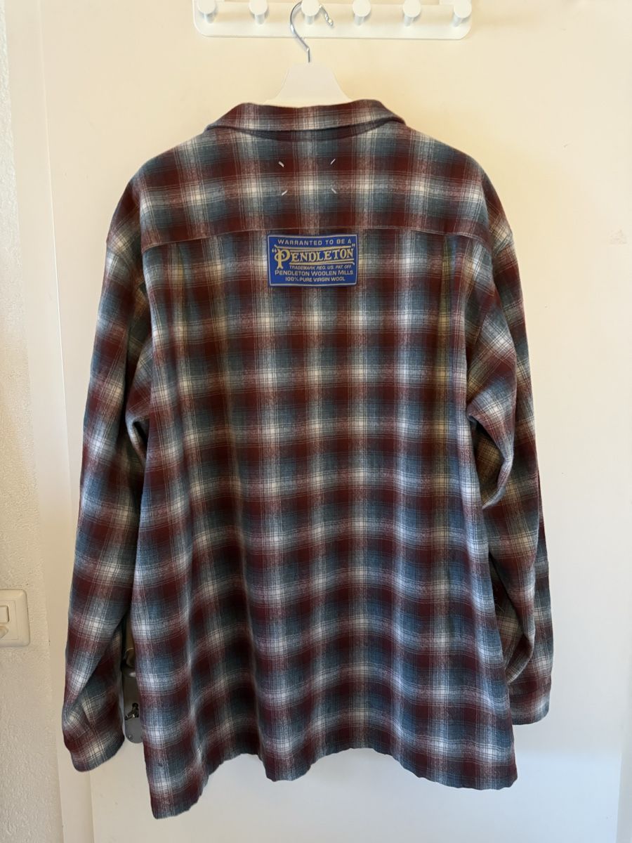 Camicette: Maison Margiela Pendleton Overshirt – Usato da Schwerzenbach venduto da ddv14 1