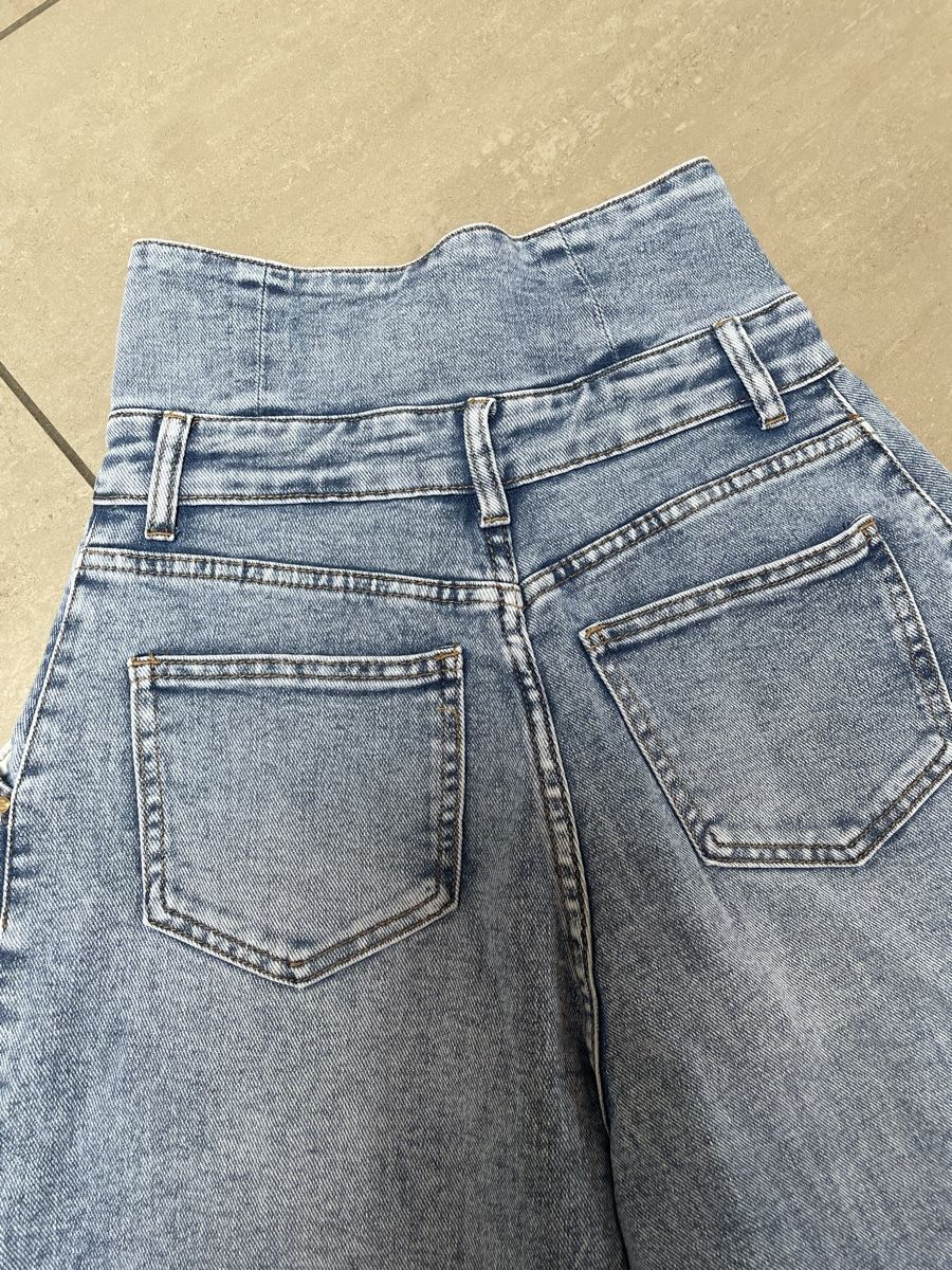 Jeans: Extravagante Jeans mit hohem Bund – Neu (gemäss Beschreibung) aus Sigriswil von ck56 3