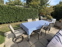 Outdoor Setting - 6 chairs & table 