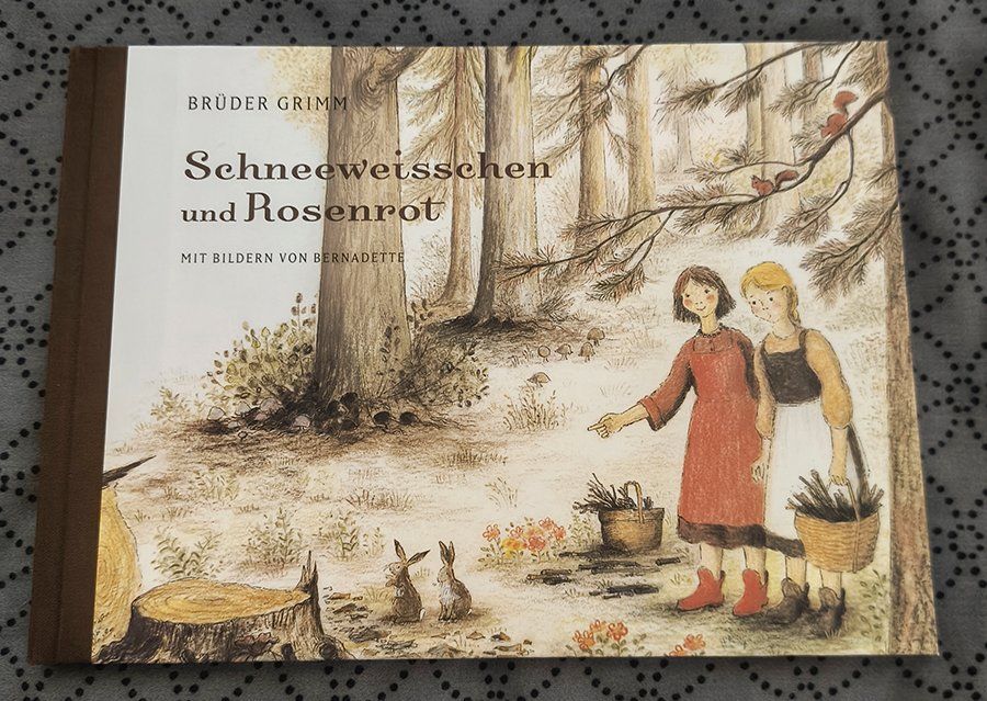 Libri: Kinderbuch "Schneeweisschen und Rosenrot" Brüder Grimm – Usato da Rickenbach BL venduto da Jo.Wie 2