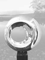 Design Skulptur Edelstahl