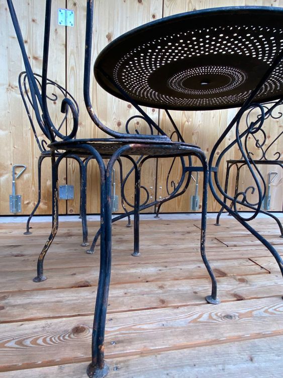 Vintage Art Deco Gartentisch rund inkl. 4 Stühle Kaufen auf Ricardo