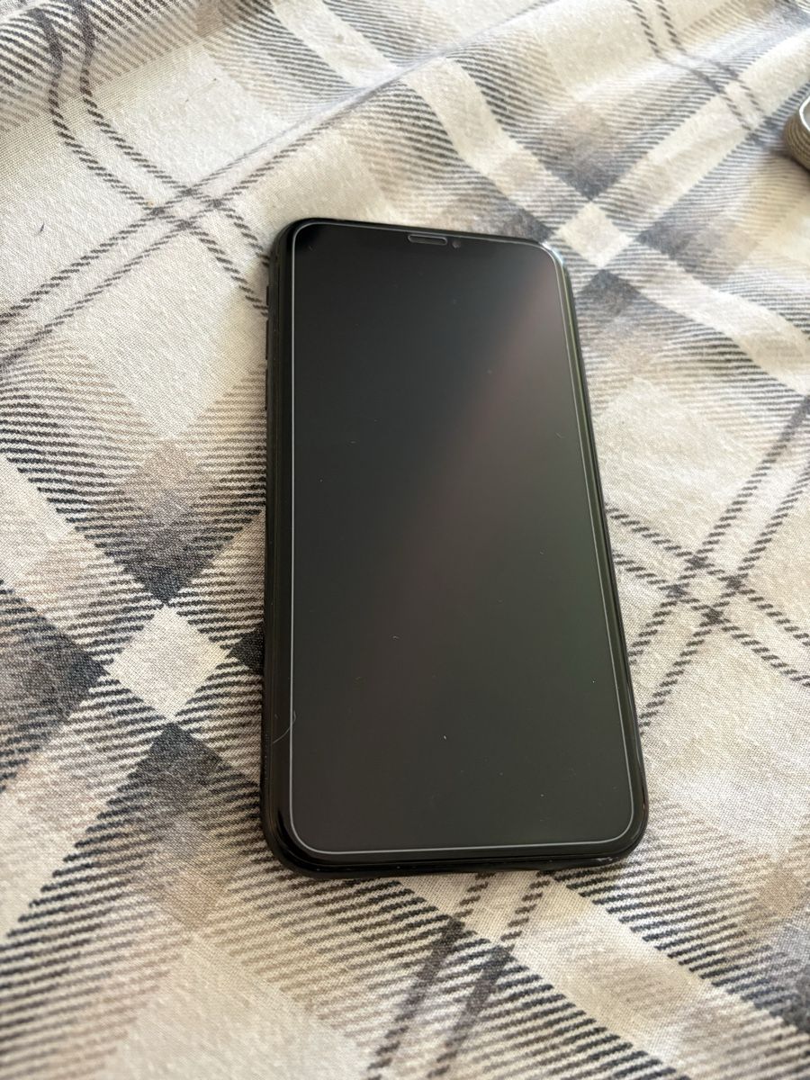 Apple Telefoni cellulari / Smartphones: iPhone XR Nero 64GB – Usato da Novazzano venduto da jen_hx8j 1