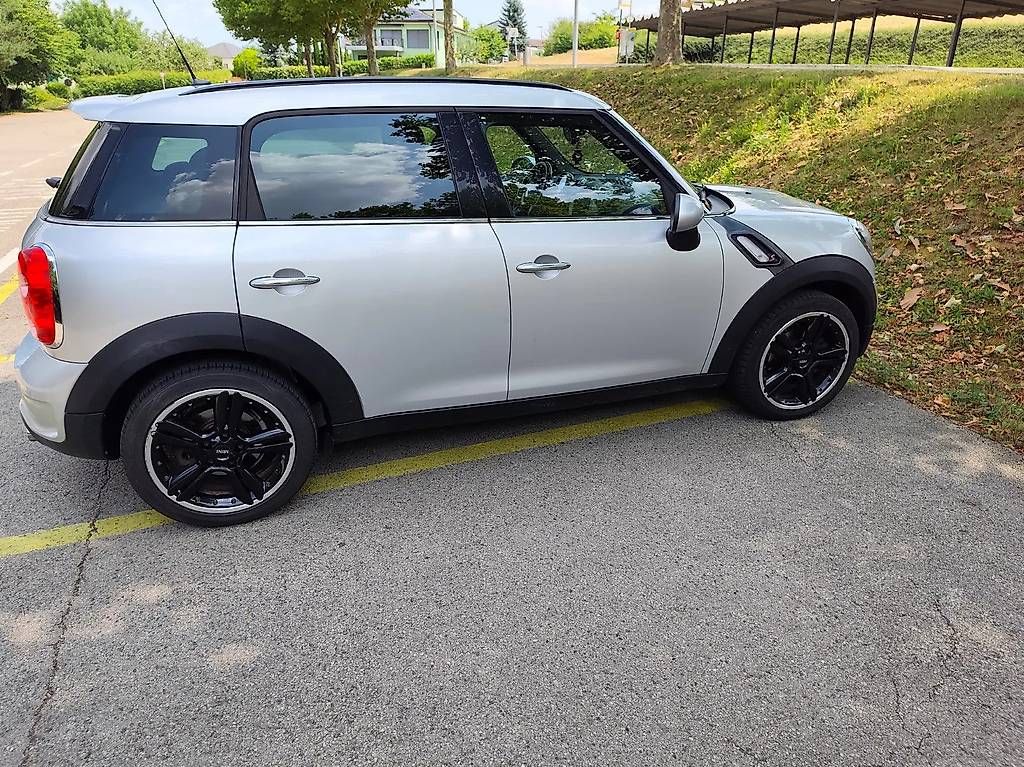 Autos: Mini Countryman R60 2.0 SD Cooper ALL4 – D'occasion à Langenthal par Goergens10 1