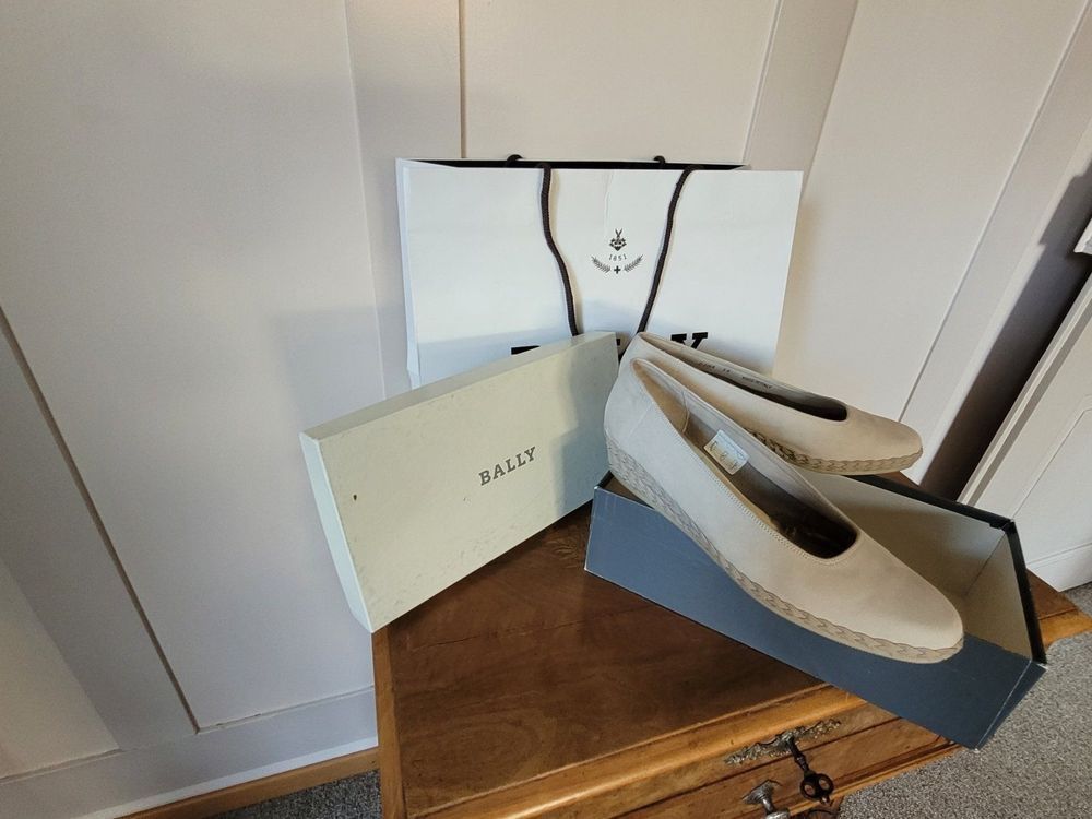 Bally Scarpe da donna: Bally Spitzeklassen Ballerina Vortrefflich – Nuovo (secondo la descrizione) da Winterthur venduto da Wohnhaus 2