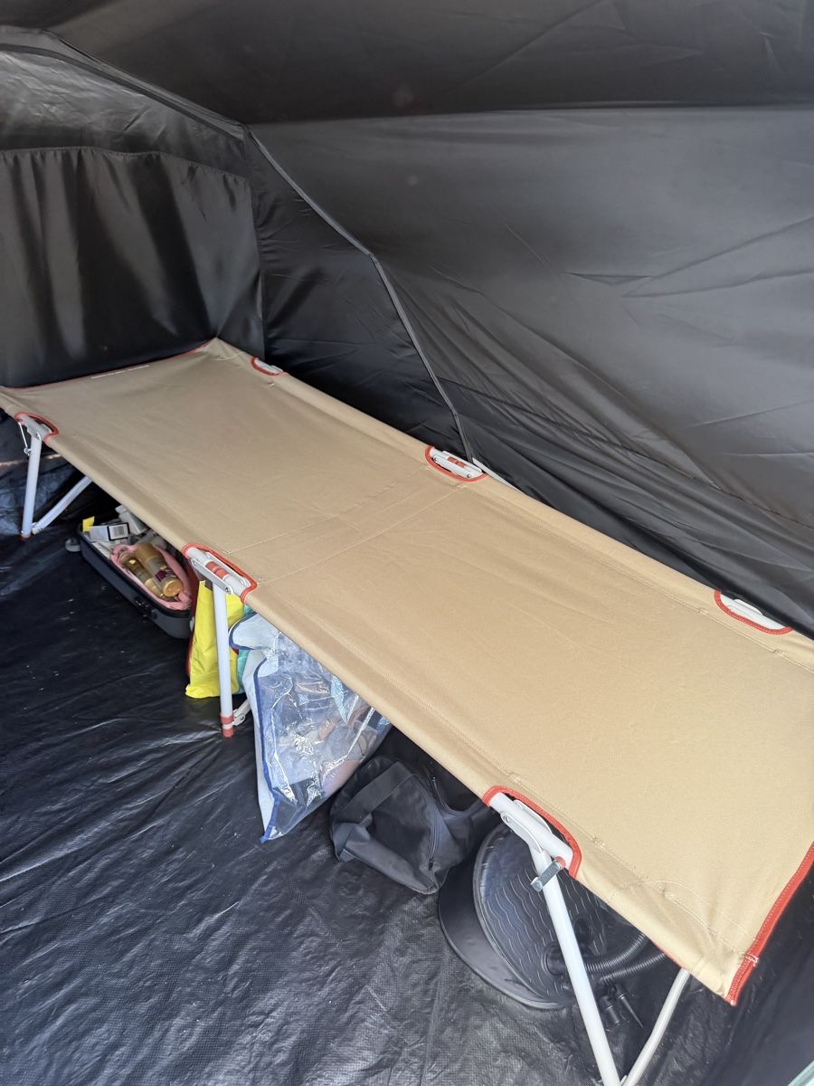 Letti: Campingliege Camp Bed Second 65 × 190 cm – Usato da Zürich venduto da JuliethPaola 2