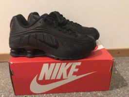 Nike Turnschuhe, Shox R4, Kids - Women, Gr. 38.5, neu