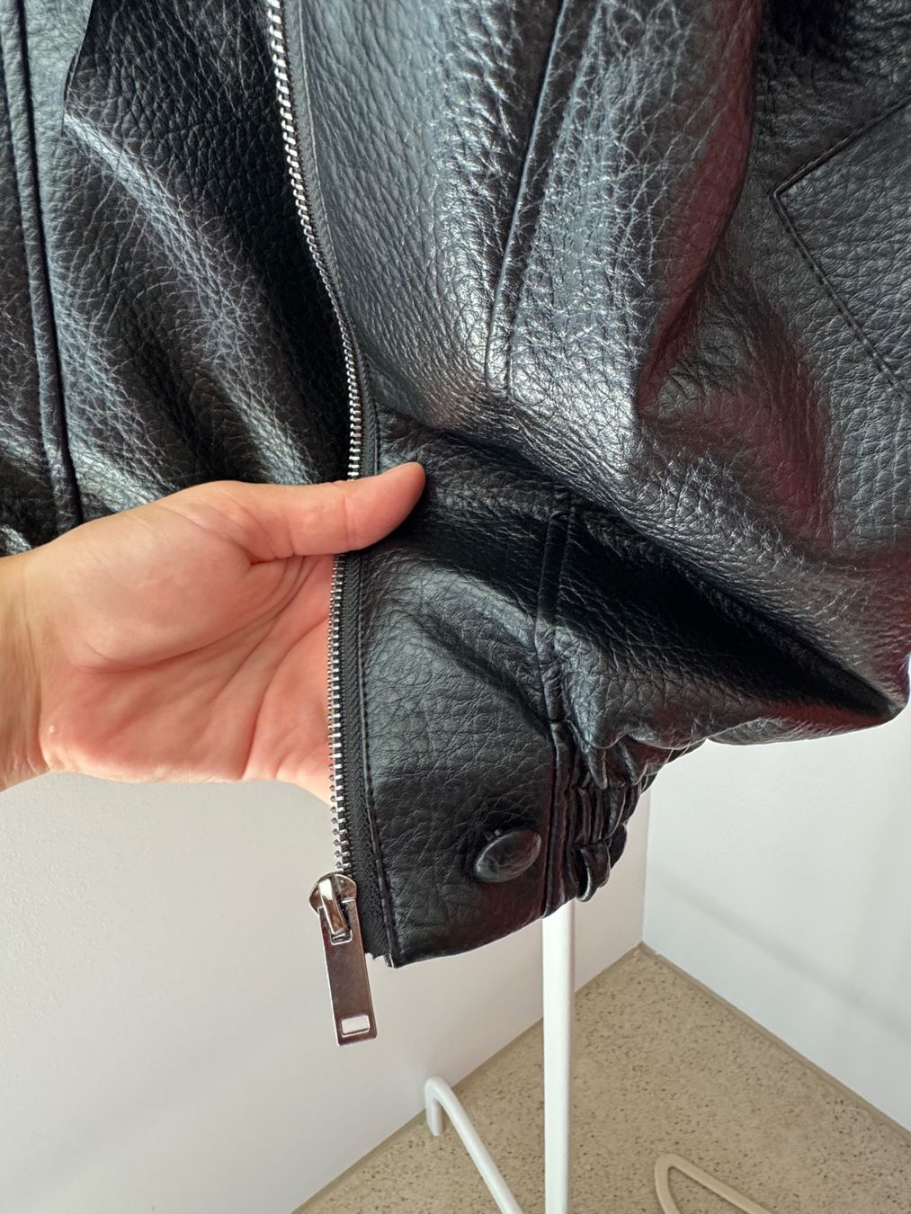 Giacche: Kunstleder Jacke schwarz – Difettoso da Zürich venduto da di_archive 3