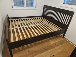 Idanäs Bett mit Lattenrost