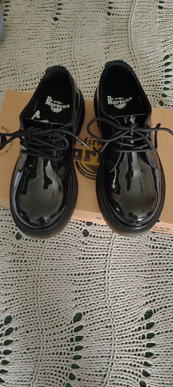 Dr. Martens Schuhe für Jungen: Schuhe Leder Marke Drmartens gr. 31 – Neu (gemäss Beschreibung) aus Langwiesen von VELESA