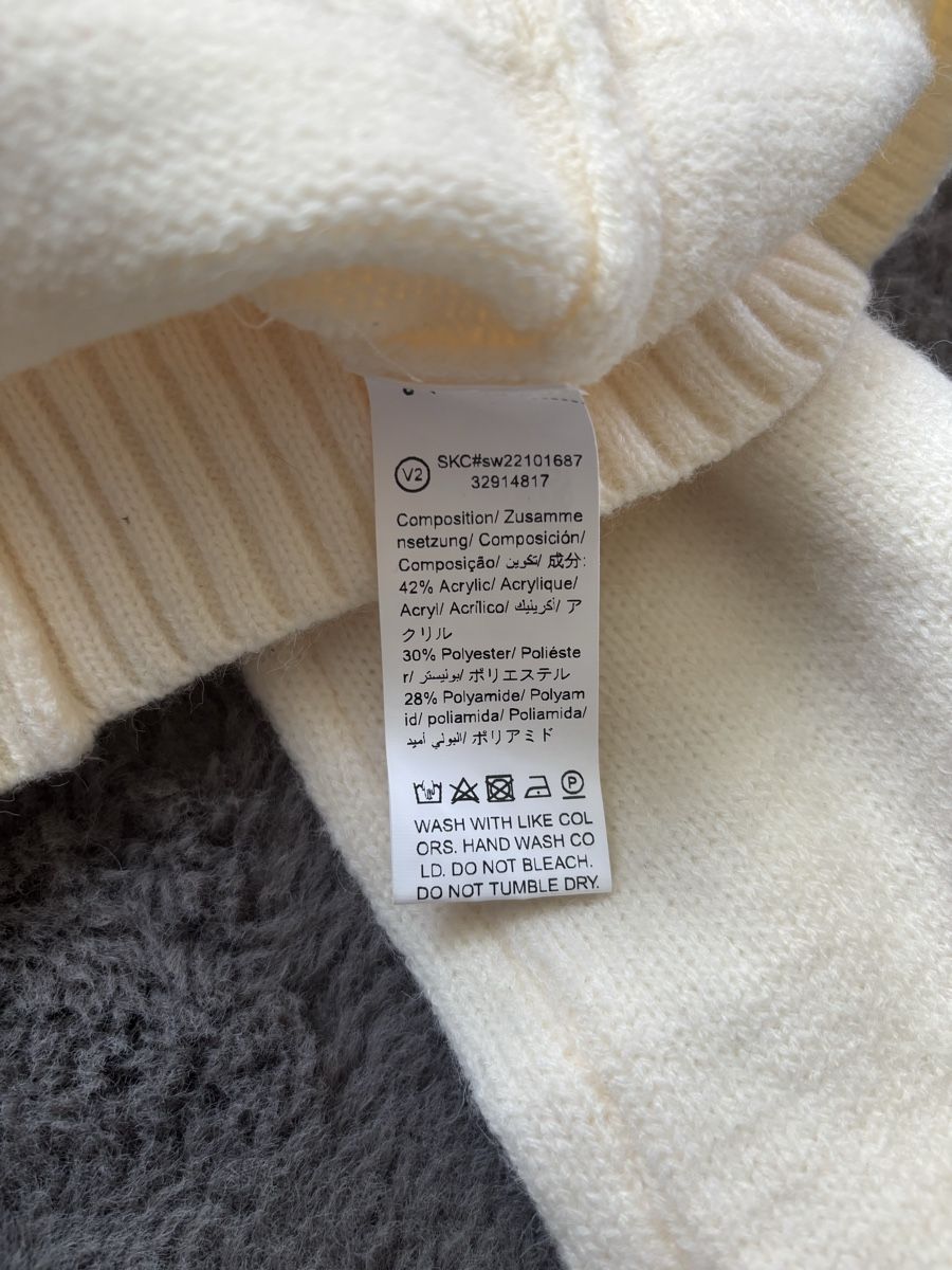 Maglioni & Felpe: Sweater cream size M off-shoulder ribbed – Nuovo (secondo la descrizione) da Wichtrach venduto da Re_Fit 2