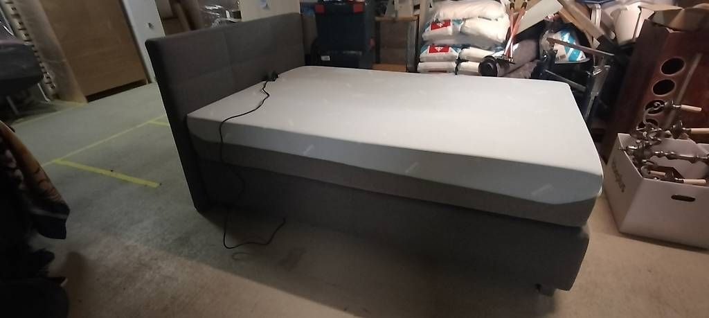 Lits: Boxspringbett elektrisch  – D'occasion à Steinach par Tsgweh 7