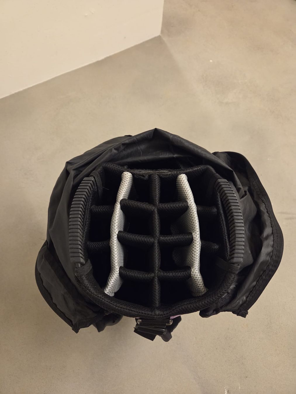 Borse da donna: Damen Golfbag gebraucht. – Usato da Altendorf venduto da chevro06 1