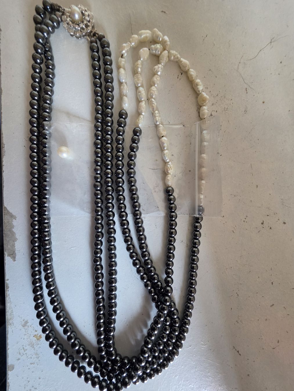Ketten: Collier de perles cultivées + d'eau douce  – Neu (gemäss Beschreibung) aus Neuchâtel von e57_h6y5 5