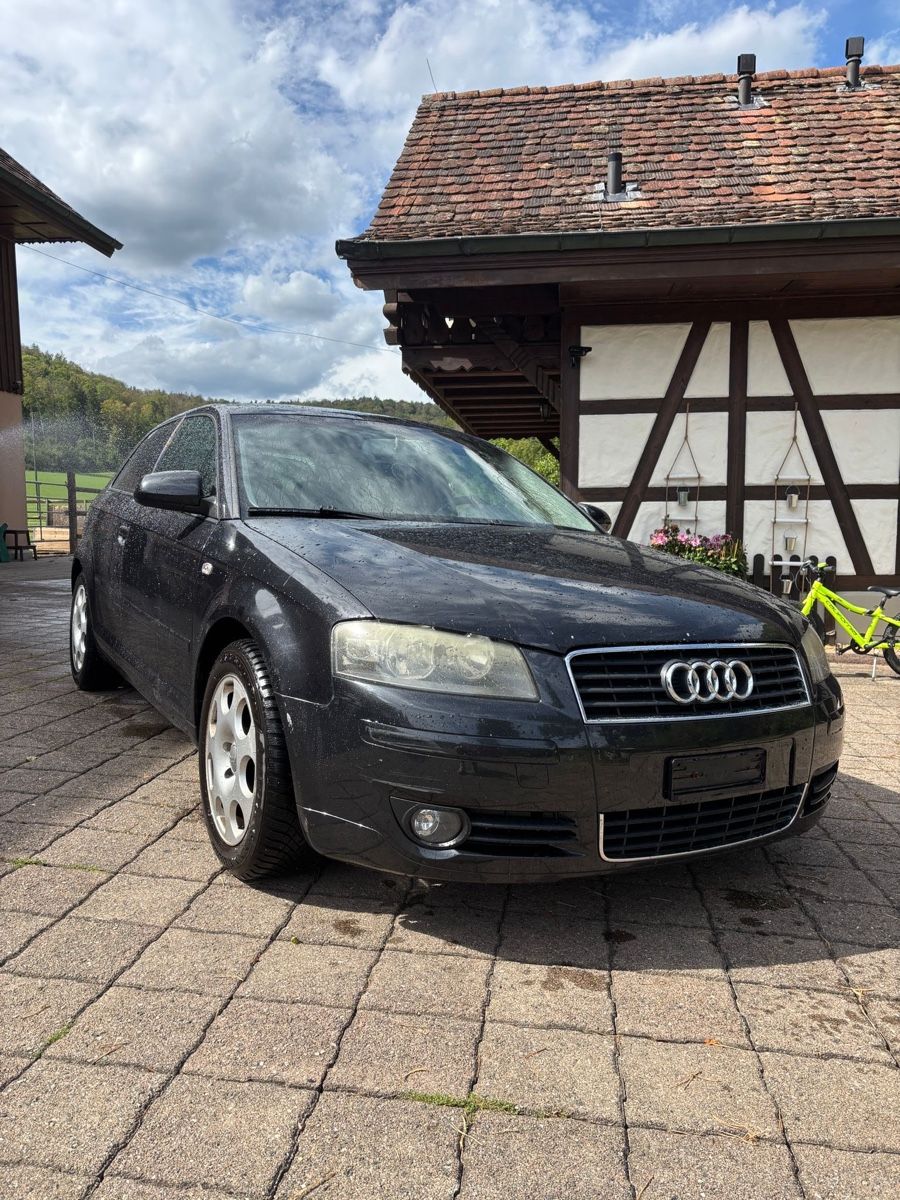 Audi Autos: Audi A3 2.0FSI – Défectueux à Zürich par YarosBaros