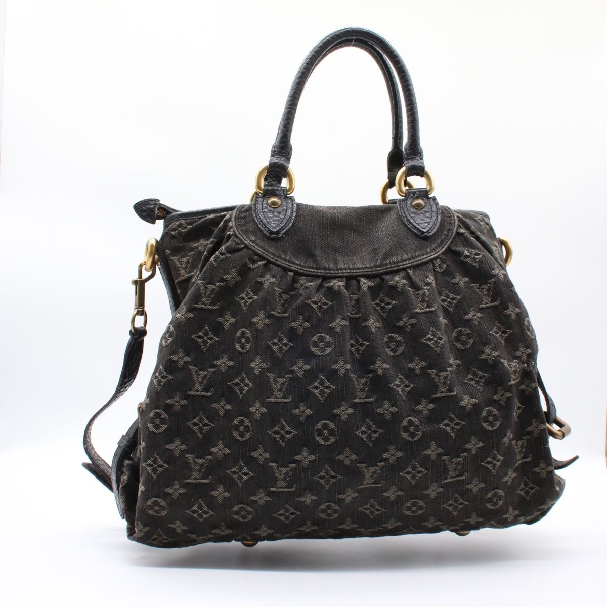 Louis Vuitton Borse da donna: LOUIS VUITTON Neo Cabby MM Denim – Usato da Urtenen-Schönbühl venduto da jana2kids 1
