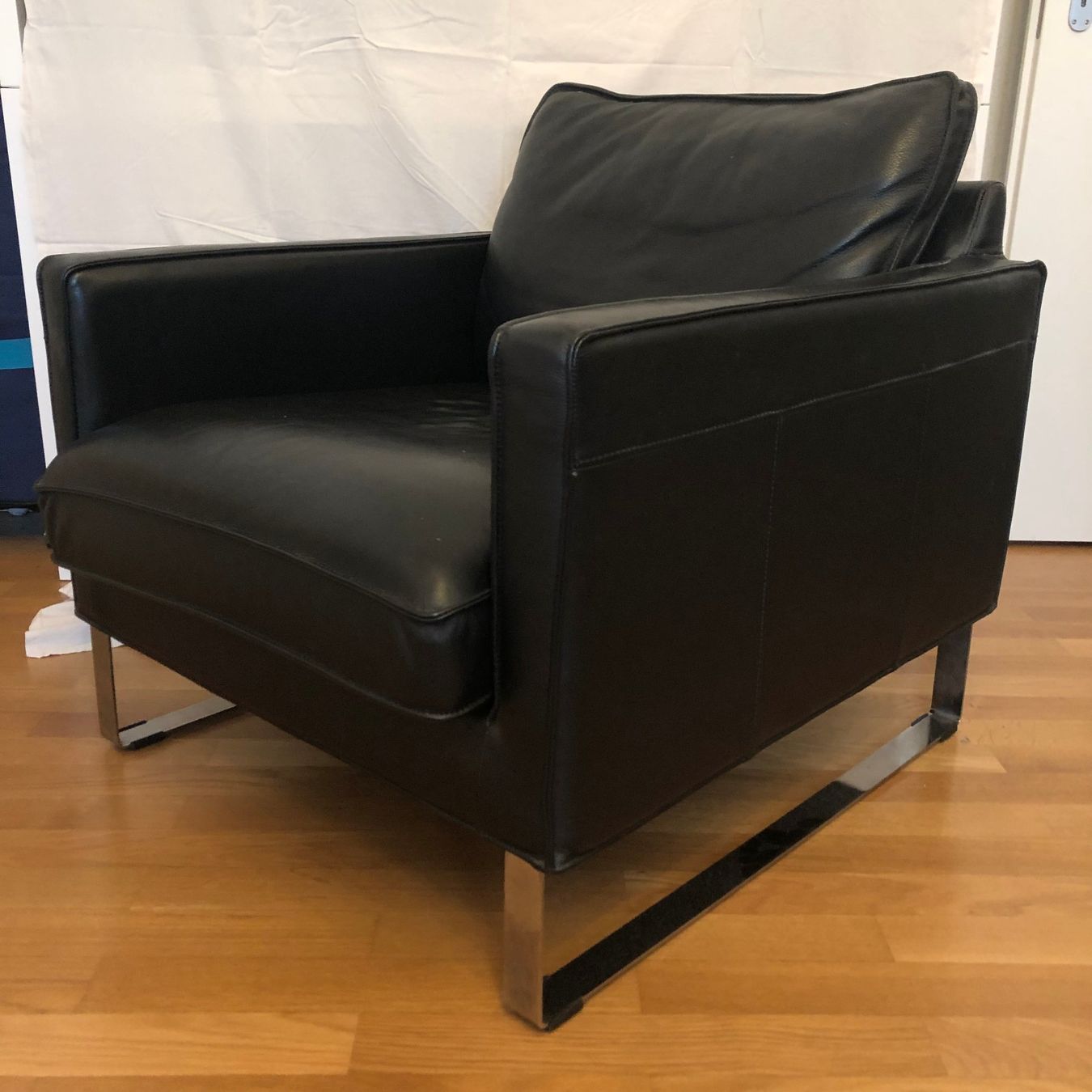 Ikea Poltrone: Schwarzer Ledersessel Mellby – Usato da Kreuzlingen venduto da Lavendel25 2