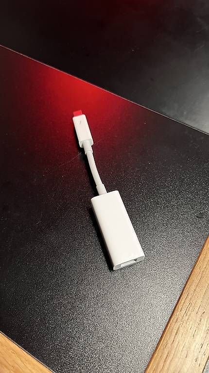 Apple Lecteurs & Adaptateurs: Apple Firewire to Thunderbolt Adapter – D'occasion à Teufen AR par Seantyas