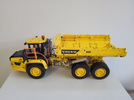 LEGO Technic 6x6 Knickgelenkter Volvo-Dumper (42114)