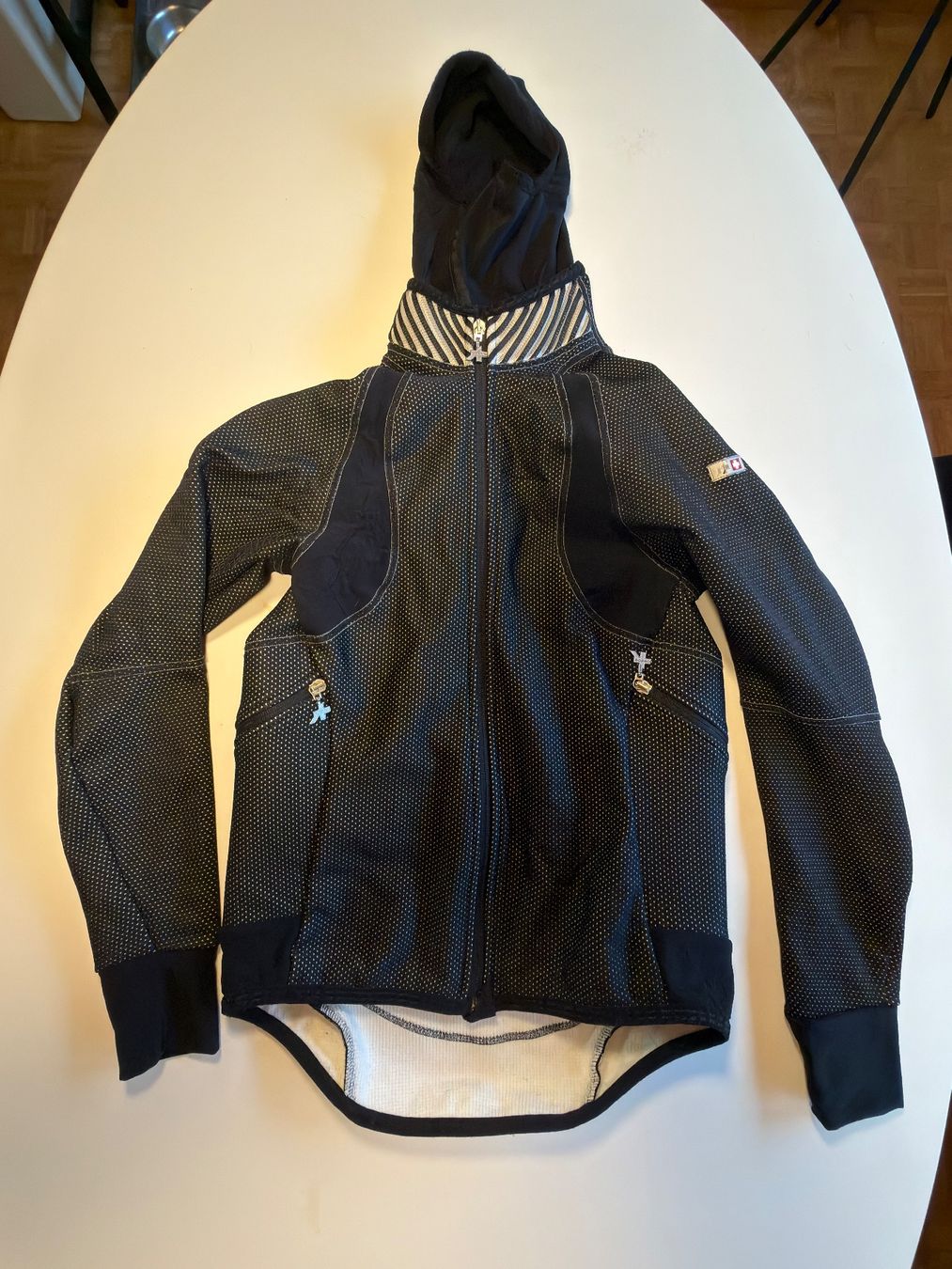 Assos Giacche: Assos Fugo thermal winter cycling jacket – Usato da Nyon venduto da tor_6gr5