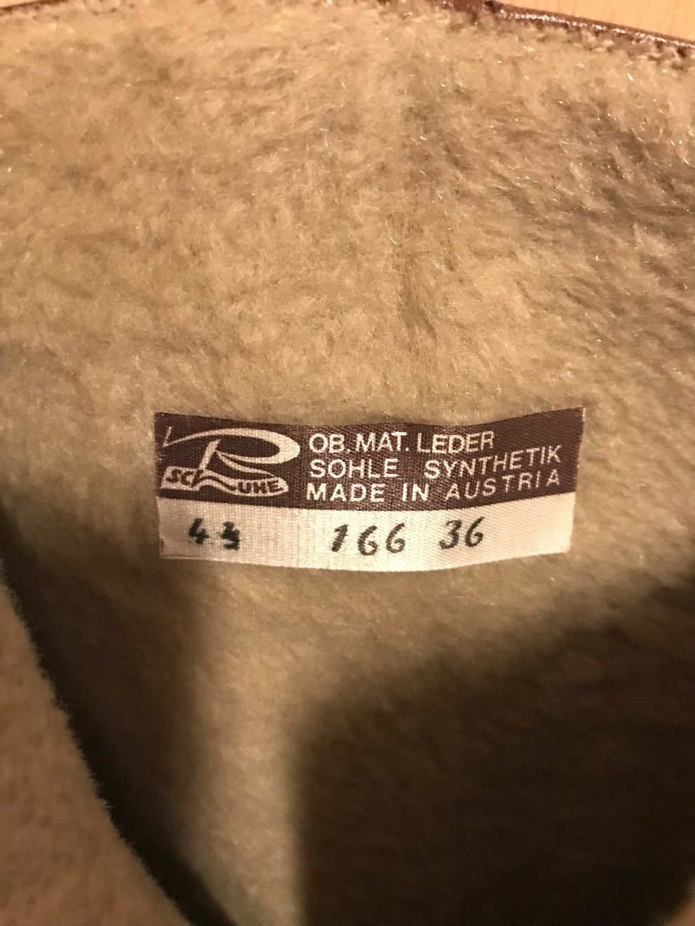 Scarpe da donna: Lederstiefel mit Gummisohle Gr 36 – Usato da Simplon Dorf venduto da fraueulalia 3