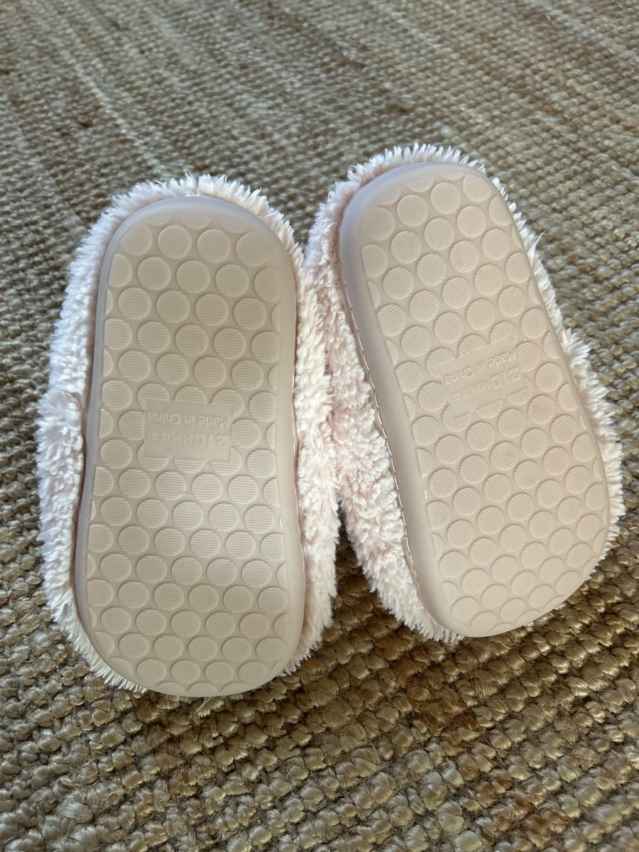 Scarpe per ragazze: Häschen und Eulen Hauschuhe Gr.33/34 – Usato da Dottikon venduto da cimar 6