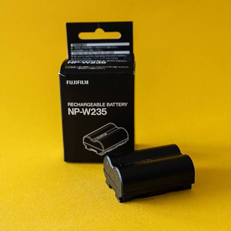 Fujifilm Akkus: Accu Fuji NP-W235 – Neu und originalverpackt aus Corcelles-Payerne von Jclau2