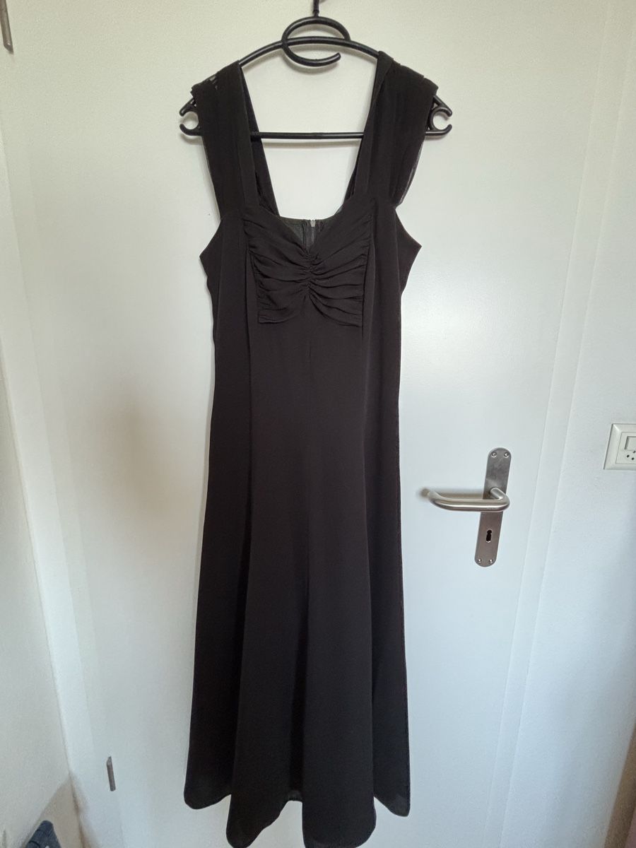 Vestiti: Kleid schwarz 36 – Usato da Kesswil venduto da Branca-01