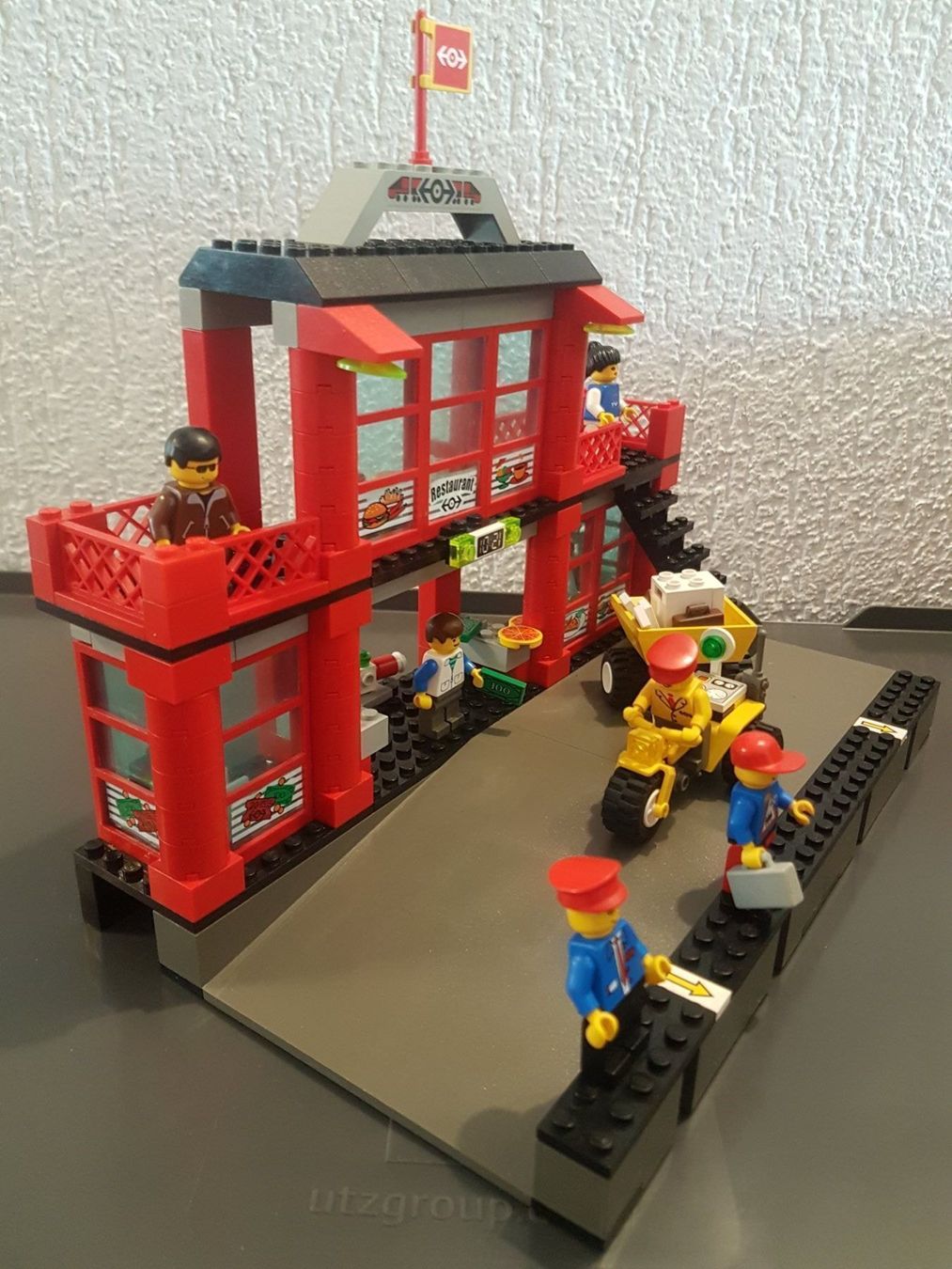 Lego Jeux de construction: LEGO 4556 Train Station – D'occasion à Basadingen par NekoBricks 2