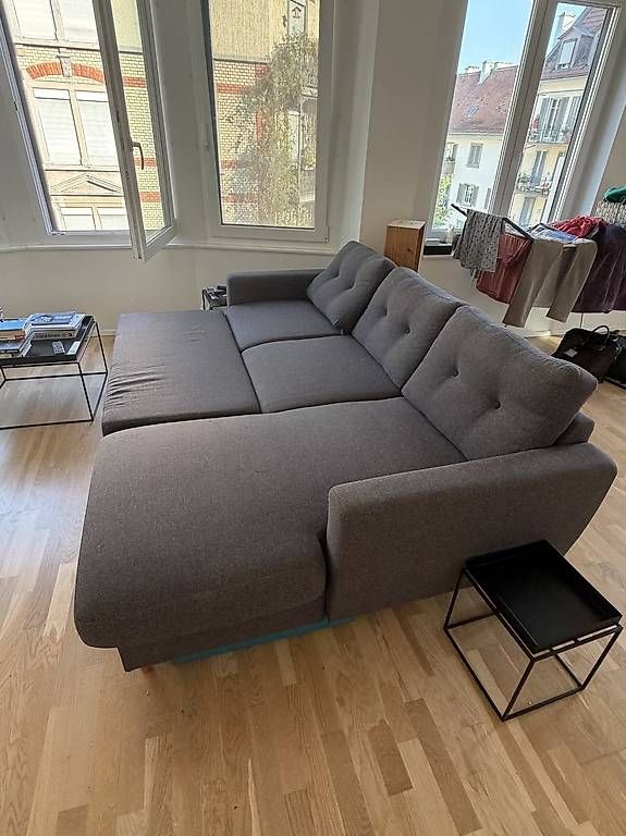 Divani: Graues Ecksofa mit Schlaffunktion – Usato da Zürich venduto da marcfischli 1