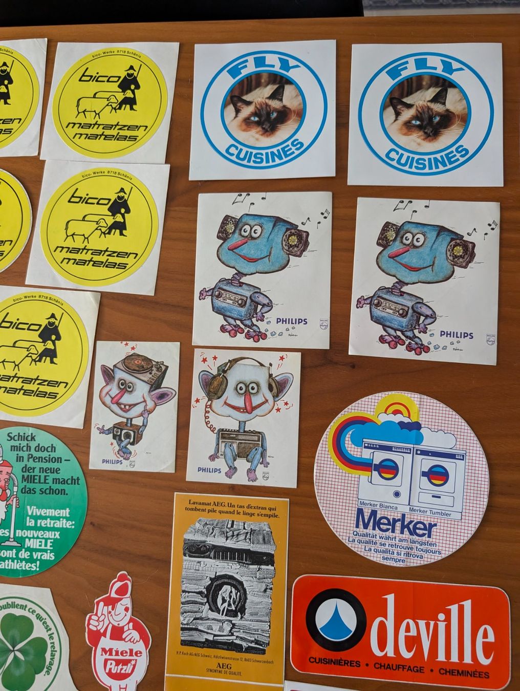 Sticker: Autocollants vintage marques électroménager – Usato da Fétigny venduto da ana_vtx2 3