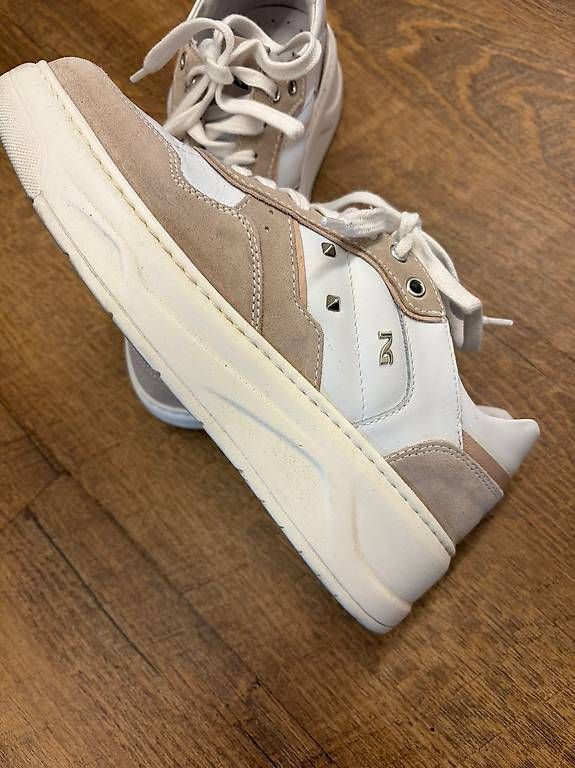 Scarpe da donna: Nero Gardini Sneaker – Usato da Fehraltorf venduto da oberlandR 2