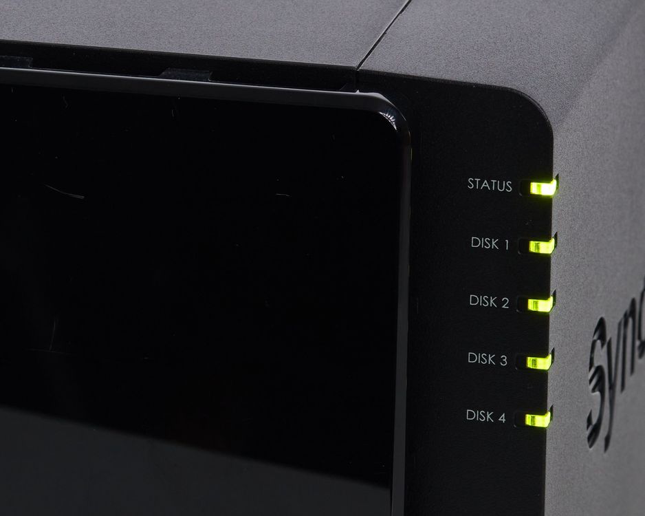 Synology DiskStation DS414 12TB WD Red 4 Bay NAS Kaufen auf Ricardo