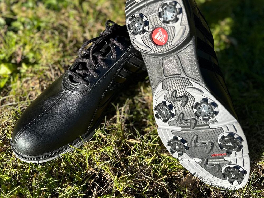 Klassiche Adidas Herren Golfschuhe. | Kaufen auf Ricardo