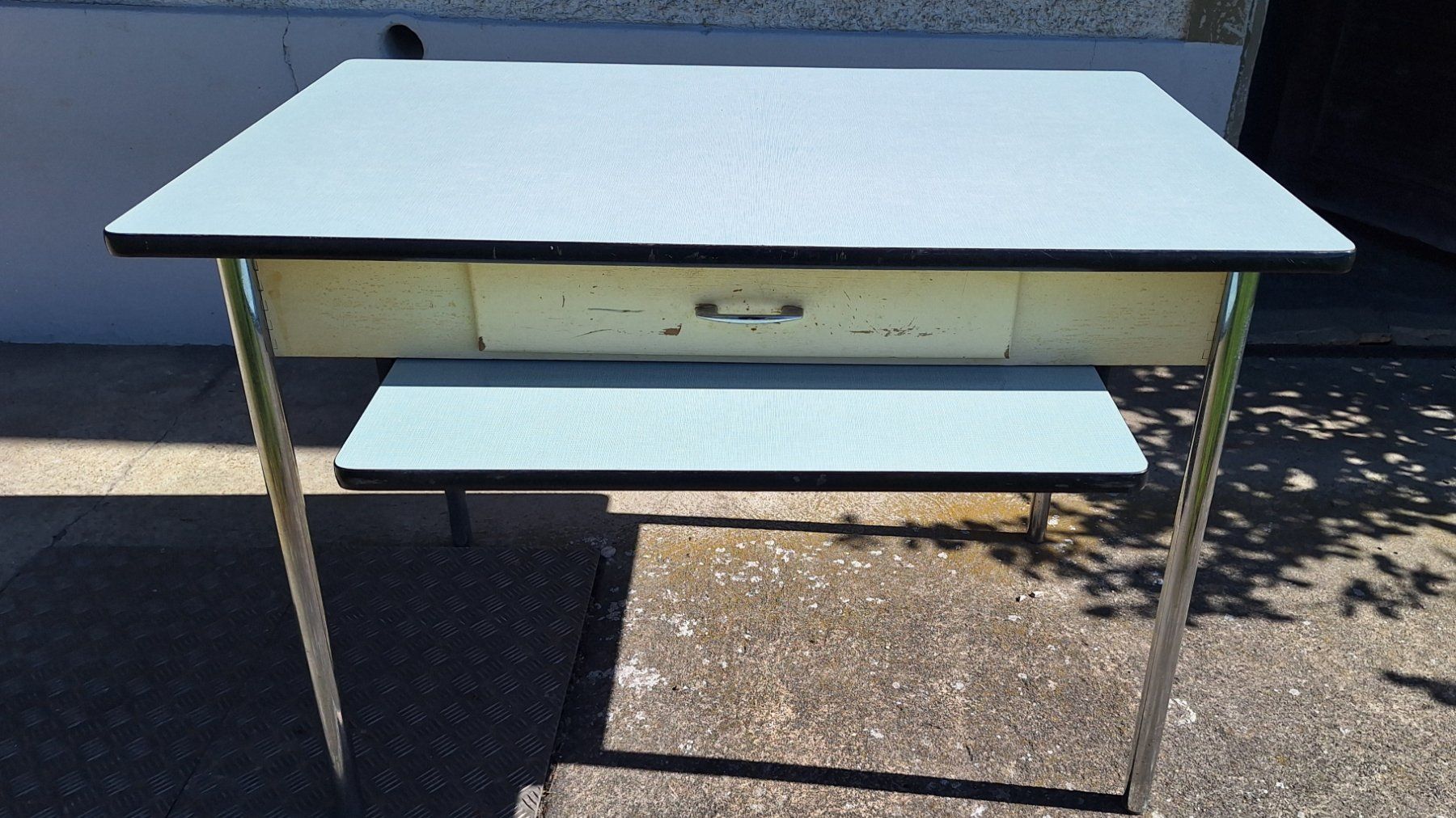 Tavoli: Kelco Tisch mit Schublade, Vintage – Usato da Weinfelden venduto da JoeBaer 7