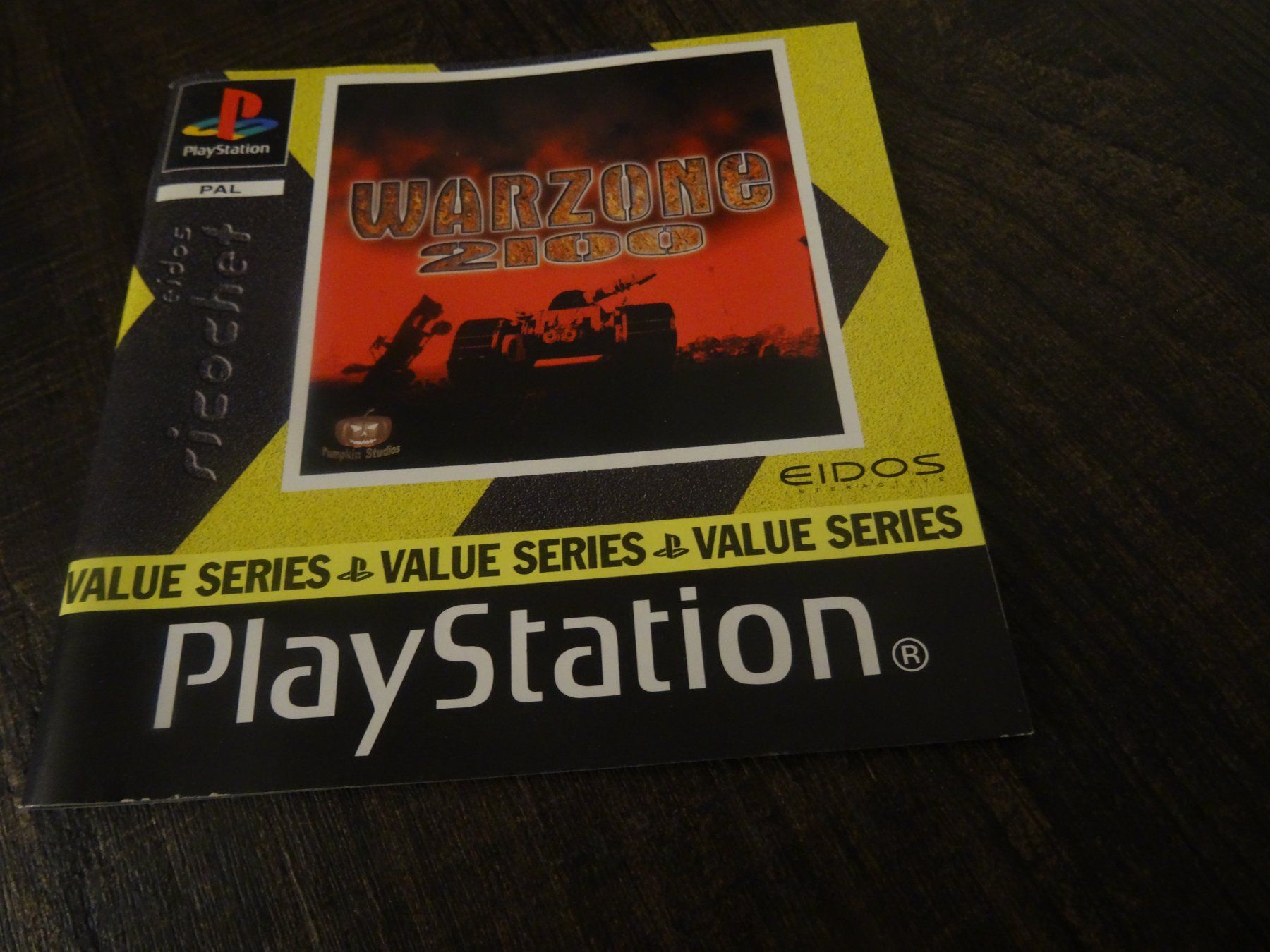Sony Giochi: Anleitung zu Warzone 2100 PS1 – Usato da Olten venduto da Disc-Ausverkauf