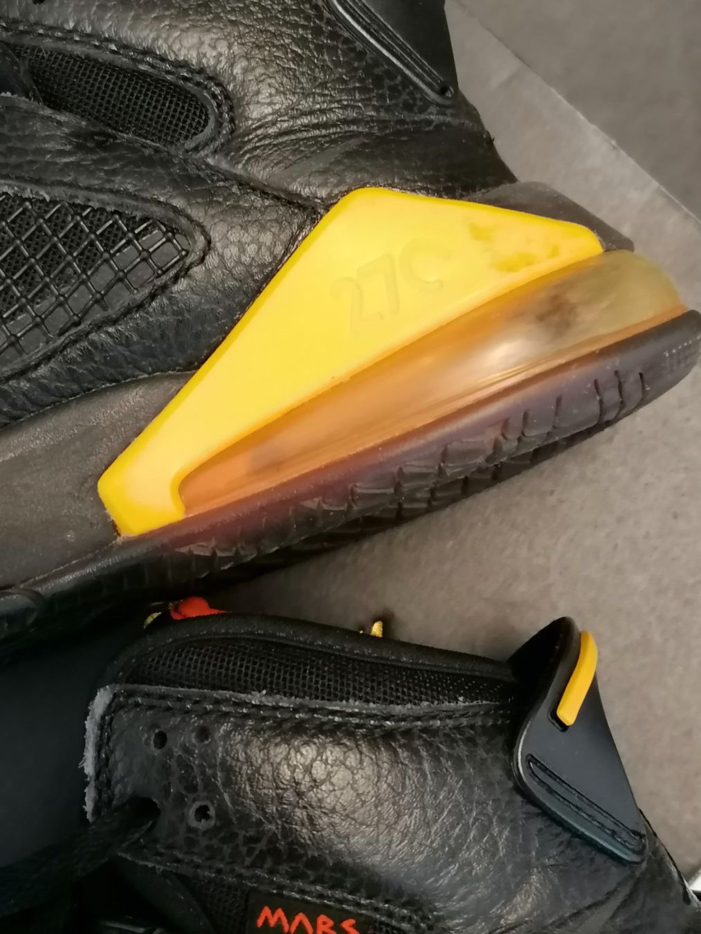 Jordan Scarpe da uomo: Nike Air Jordan Mars 270 – Usato da Basel venduto da vintagecollector 2